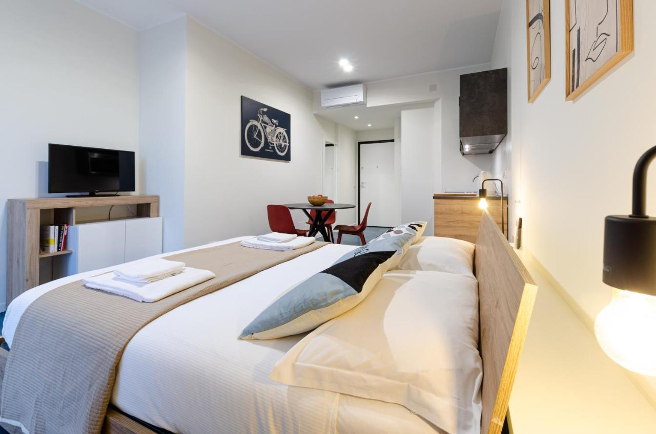 Velasquez Apartments - A - San Siro Milan Bagian luar foto